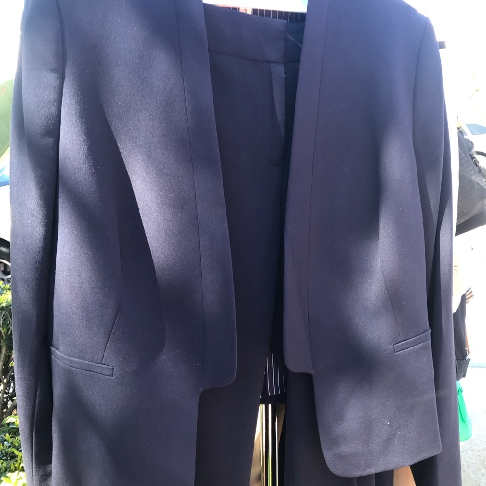 Beautiful Navy Nine West Suit